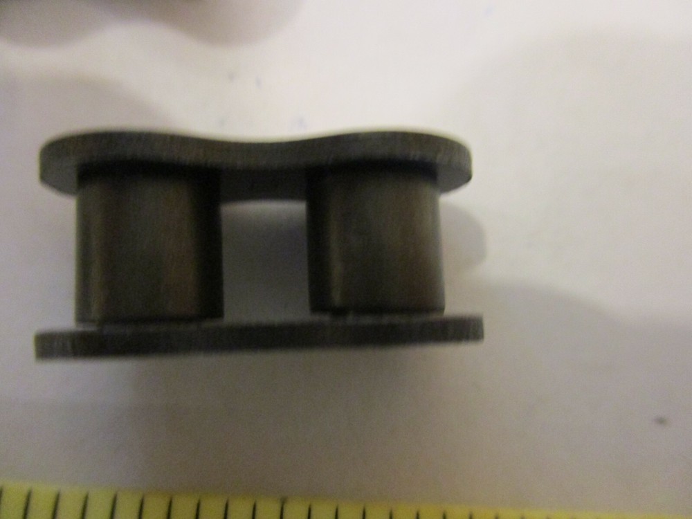 40 Roller Link. Quan 5.