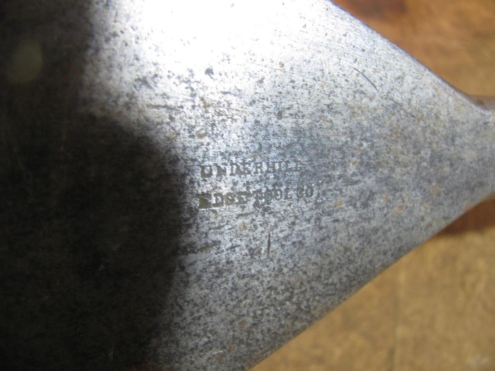 Underhill Edge Tool Co 3-3/8" Slick Chisel