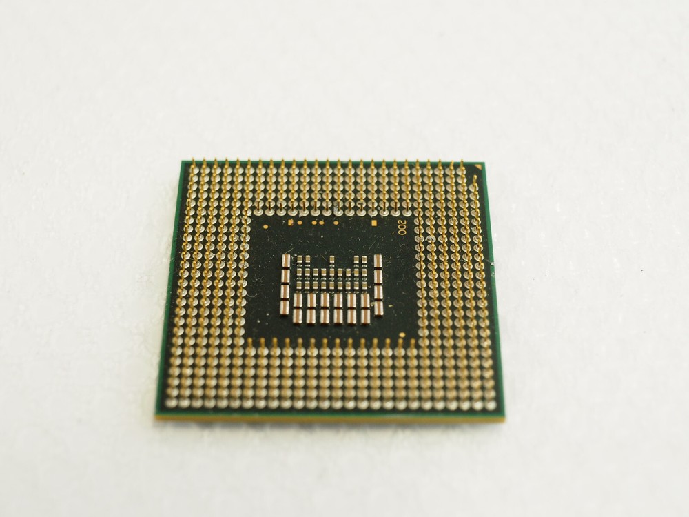 Intel Core 2 Duo E8135 SLGED Laptop CPU Processor
