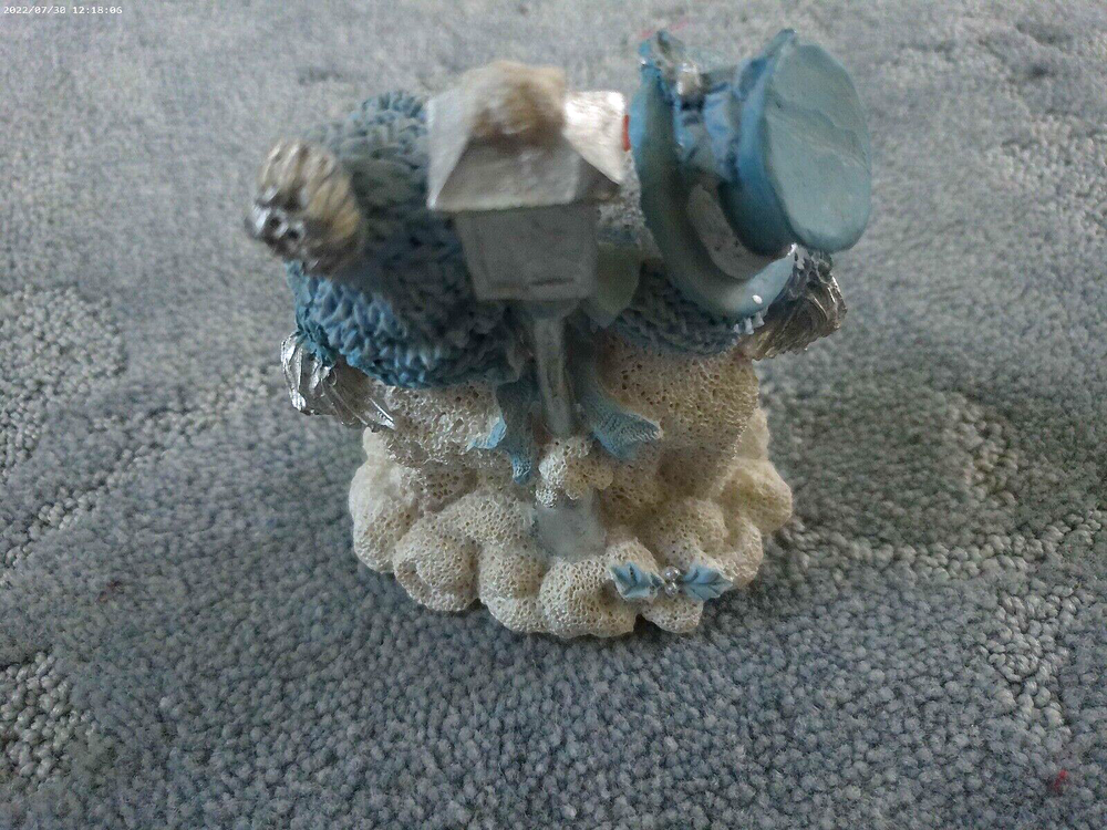 3.75"H FIGURINE