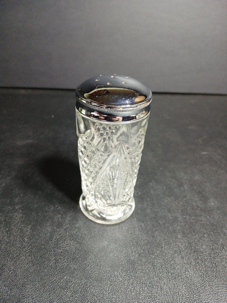 Fenton Salt Or Pepper Shaker