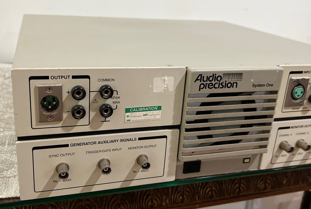 Audio Precision SYSTEM ONE A Version