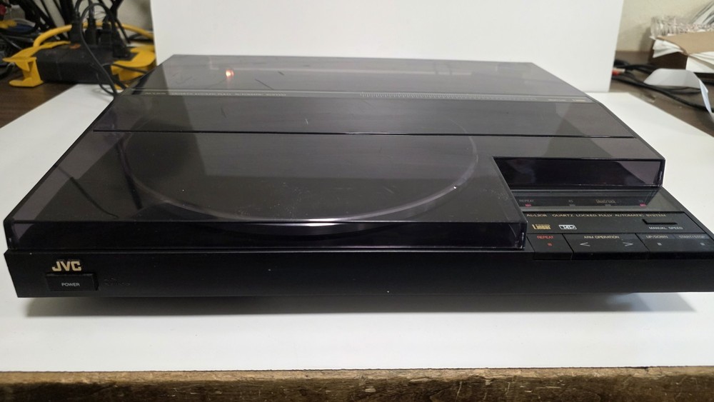 JVC AL-L20RBK Direct Drive Turntable
