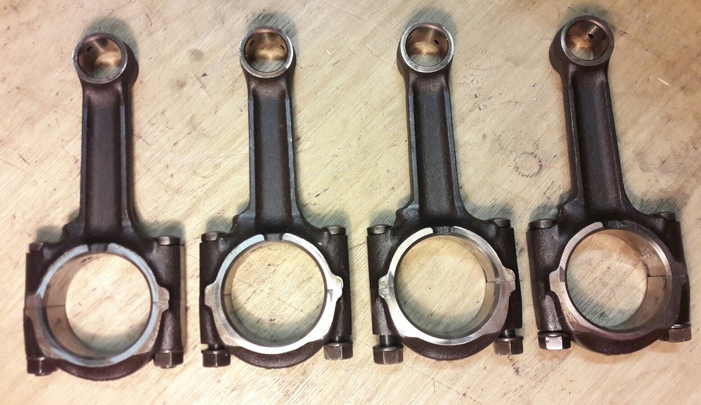 Honda x11 con rods