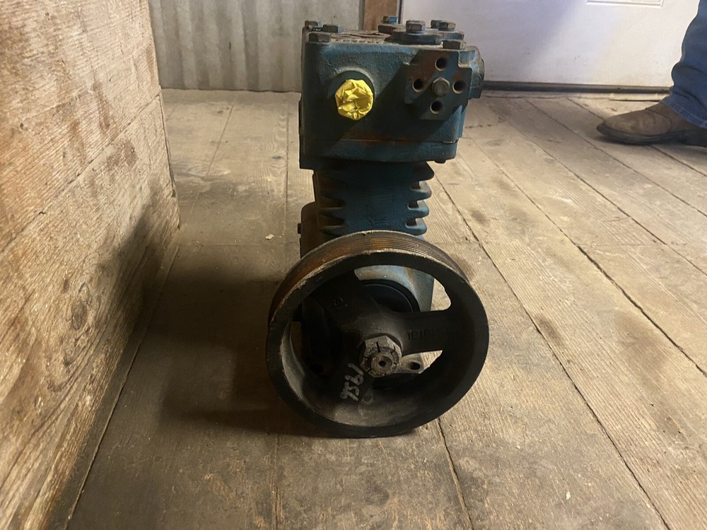 PRE-OWNED BENDIX AIR BRAKE COMPRESSOR 