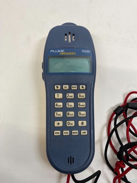 Fluke TS25D Networks Phone & Data Tester W/Leads