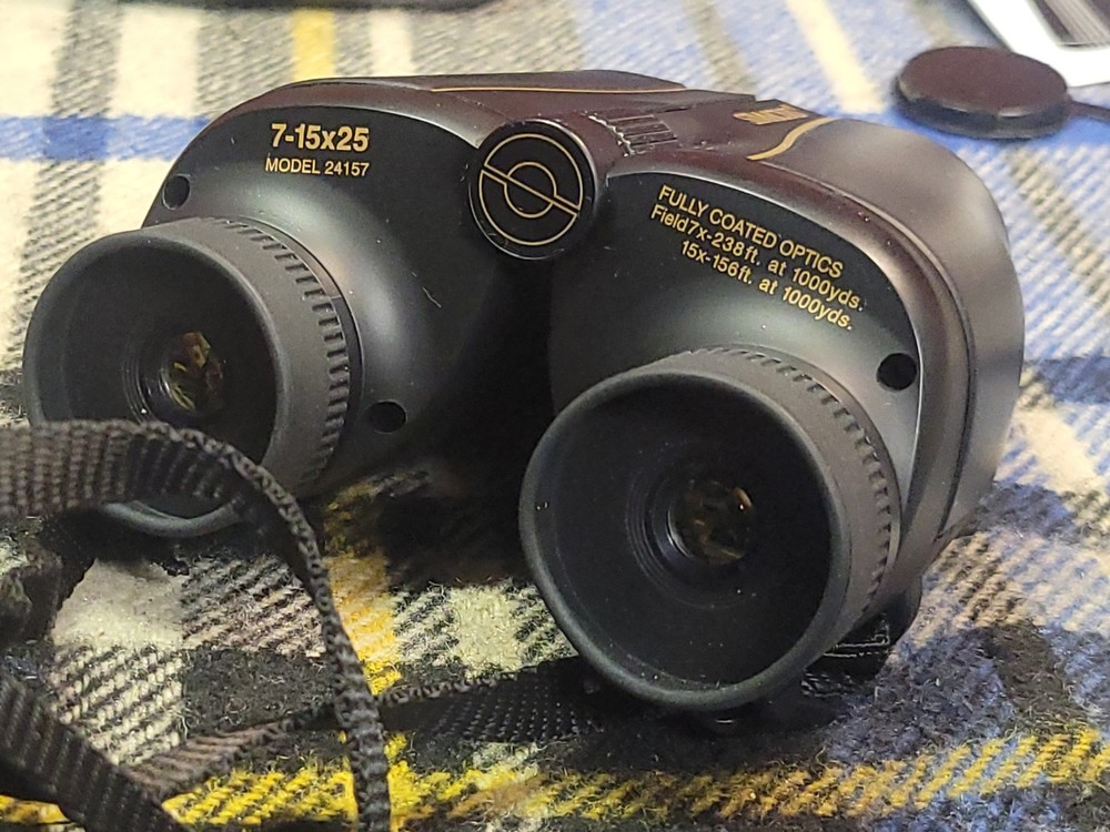Simmons Binoculars 7-15x25 Compact With Case