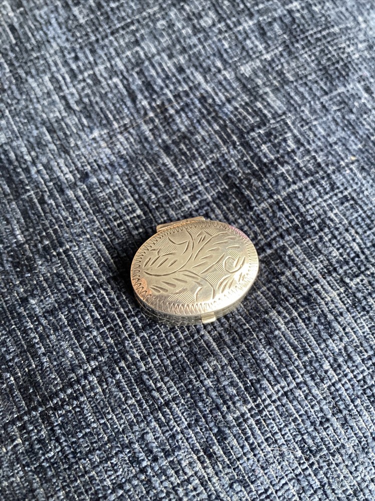 vintage sterling silver engraved oval pill box