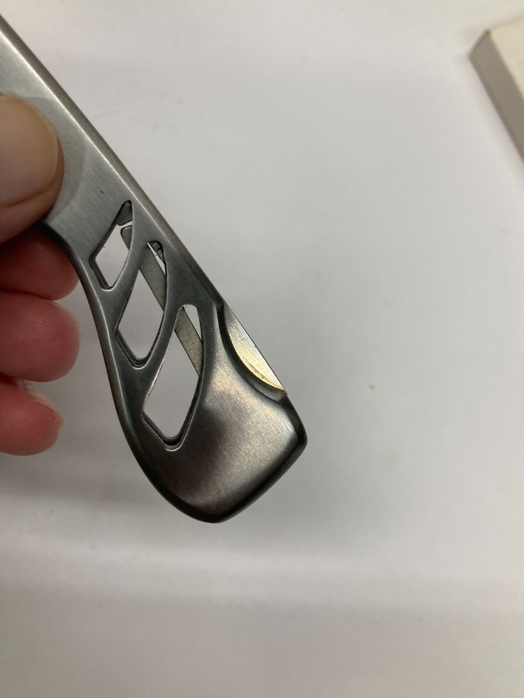 Master Silver Folder w/Plain Blade, Clip, Lockback YD-8009