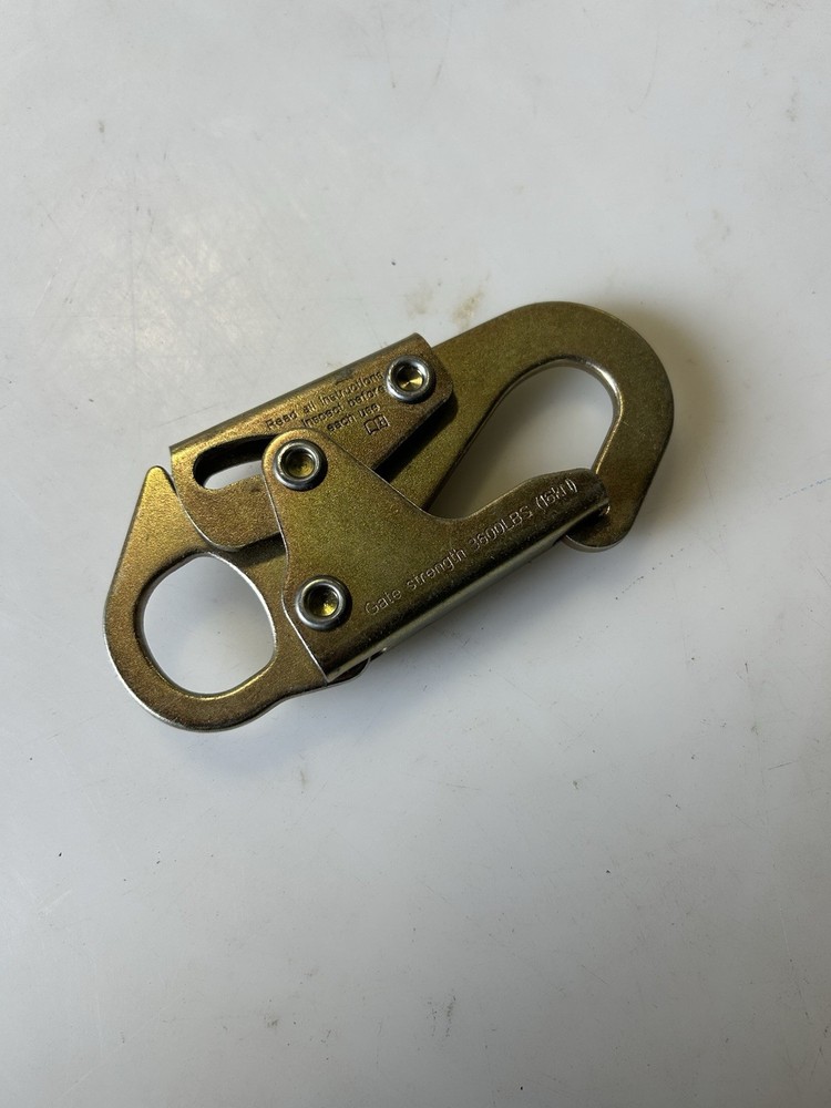 Safety snap hook for fall protection