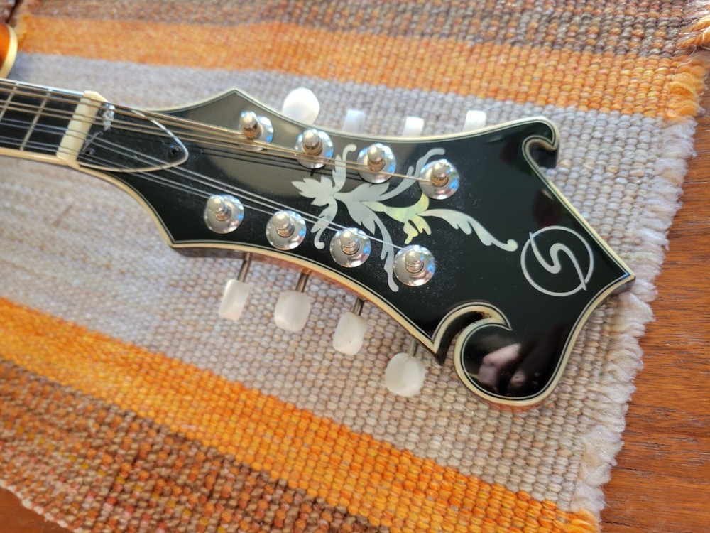 Samick MF1VS Mandolin in excellent condition