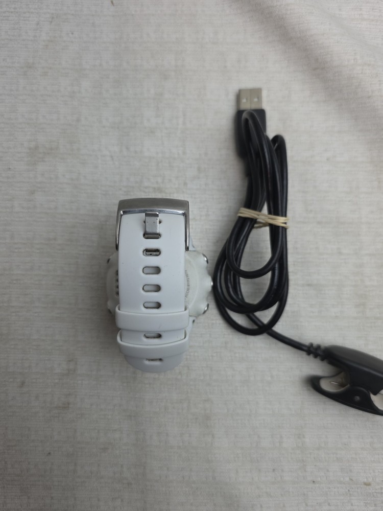 Suunto ambit 2 R white.