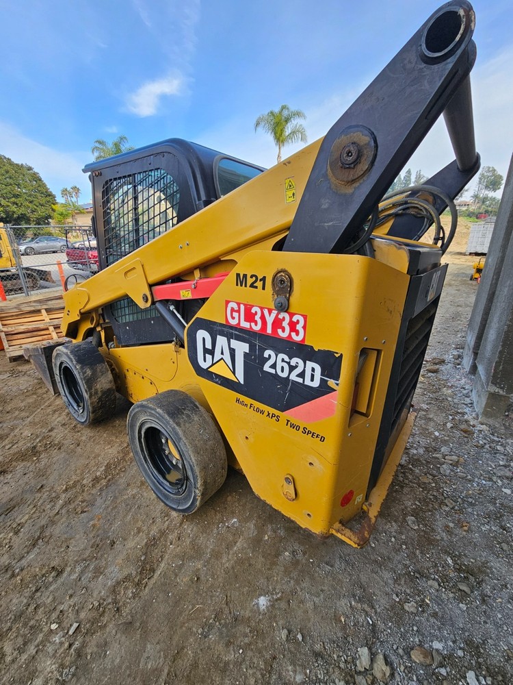 2018 CATERPILLAR 262D skidsteer loader enclosed cab