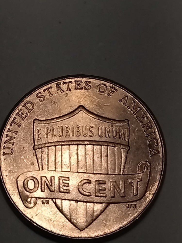 2012 P Lincoln Shield Cent Die Chip Reverse Error Upper left area of shield