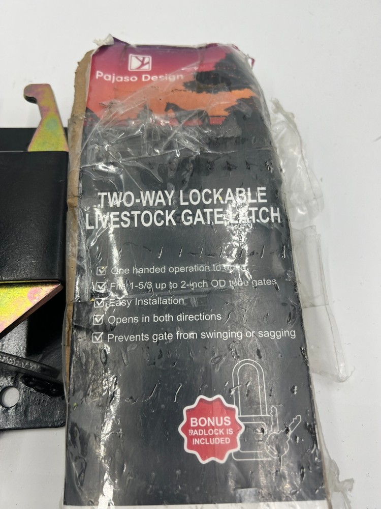 Pajaso Design 2-way Lockable Livestock Gate Latch Opens Both Directions w/ Lock