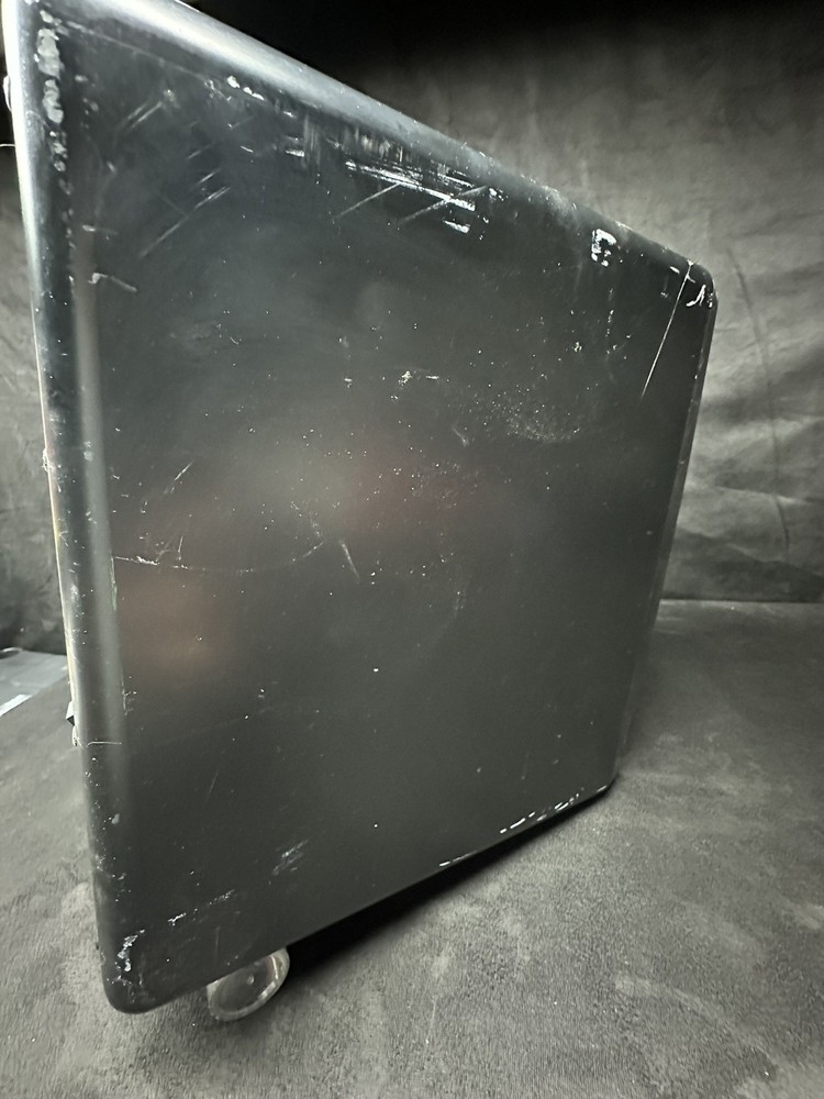 Behringer Truth B1030a Active 2-Way Reference Studio Monitor x 2