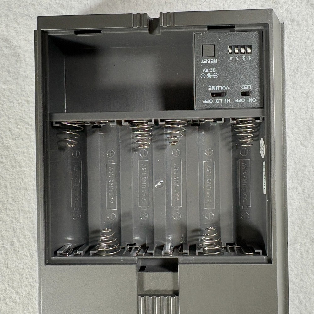 Jacob Jensen Vintage Electronic Device Wall Mount Battery Powered Danish Design