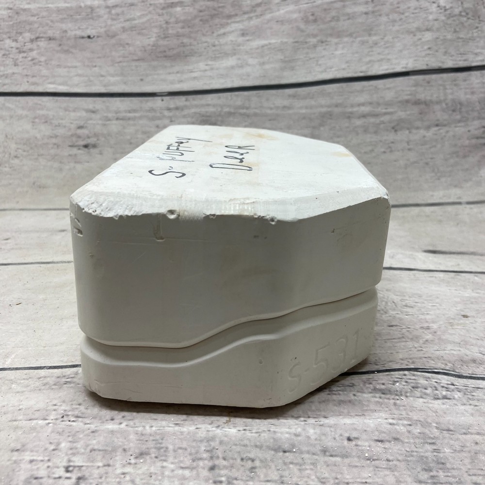 Scioto Ceramic Casting Mold S-Puffy Deer #S-531