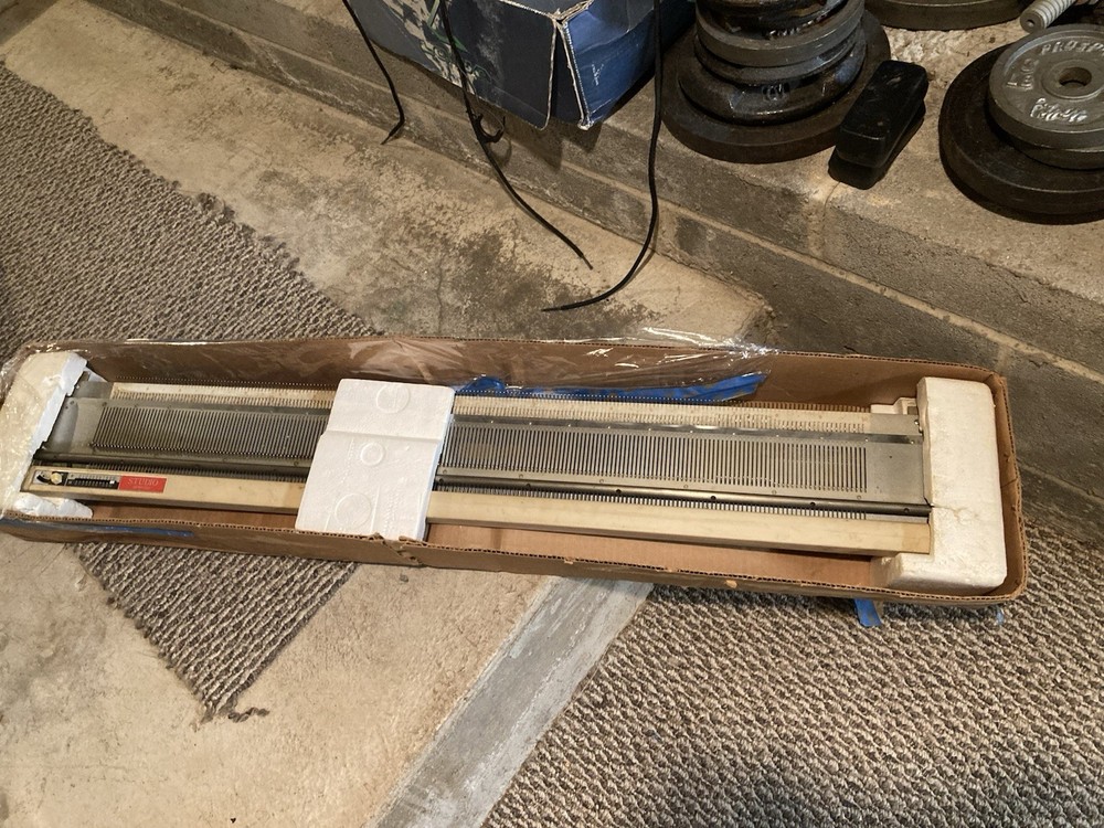 Studio SRP-50 Knitting Machine Ribber