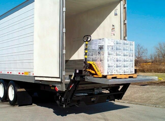 Mayflower lift gate delivery service fee