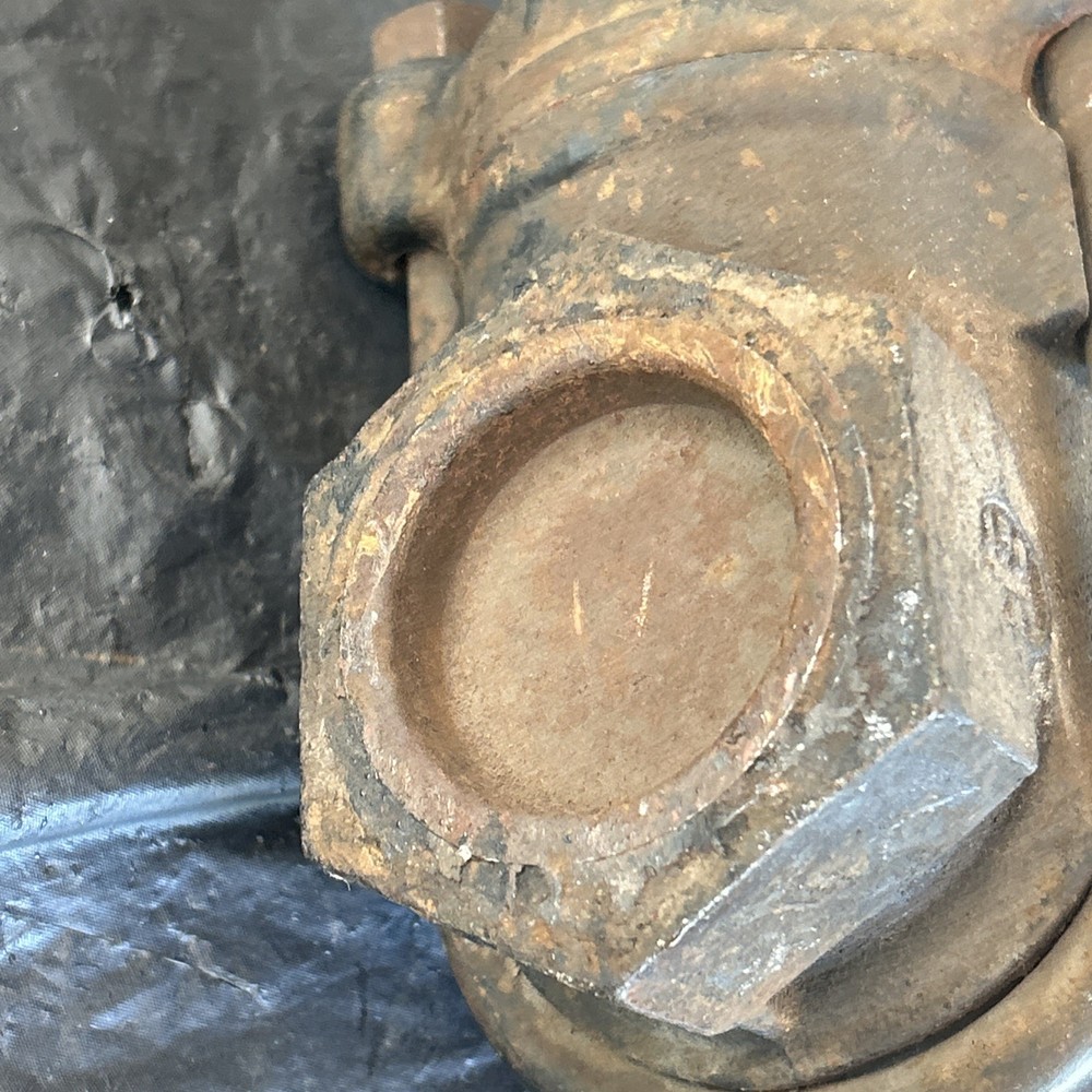 Hammond 1R337 1 1/2" Gate Valve