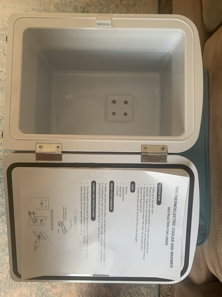 Mini Refrigerator 12VDC Cold/Hot Compatible. Cools 6 cans. Portable w/Plug.