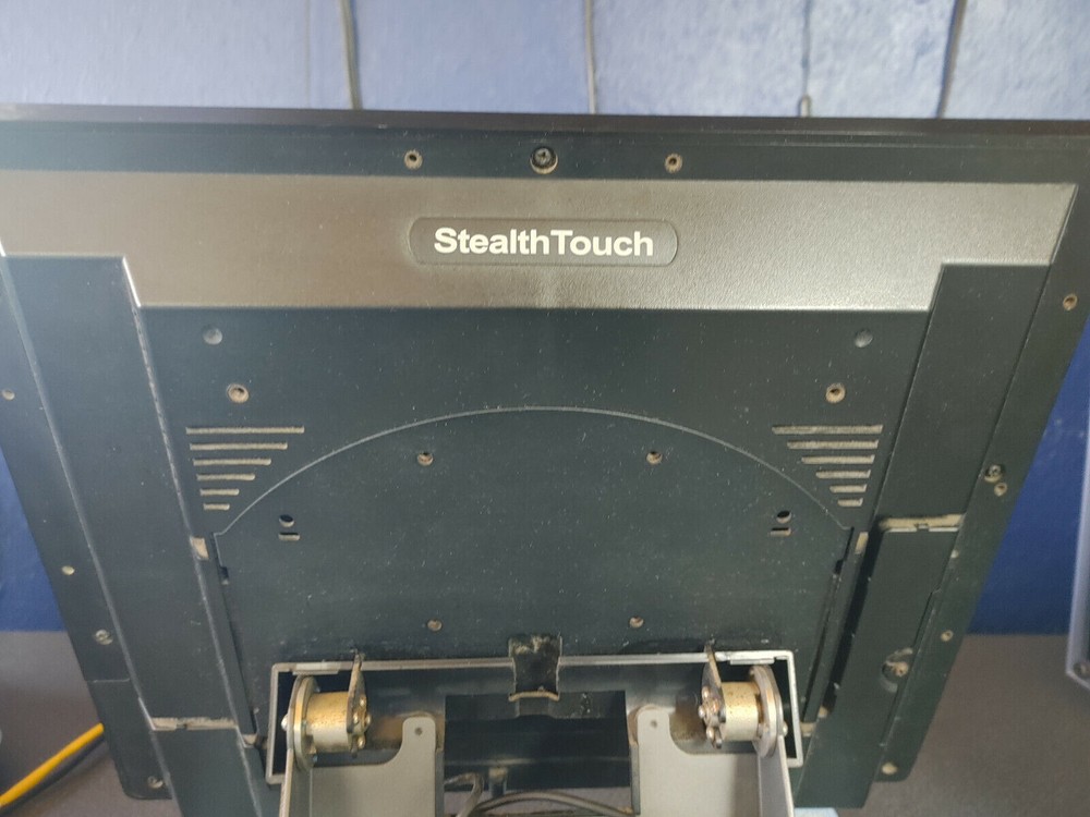 Pioneer POS Stealth Touchscreen Terminal TOM-M5