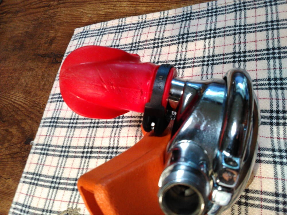 Vintage Scubapro Balanced Adjustable Second-Stage 2902748, Good Cndition.