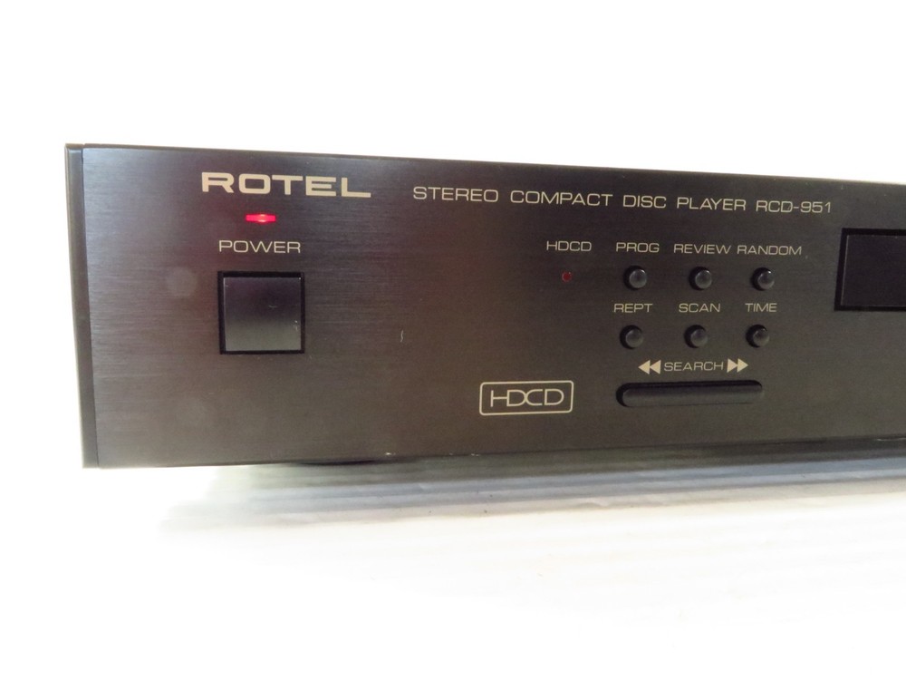 ROTEL RCD-951 Stereo Compact Disc Player, Tested Works Great