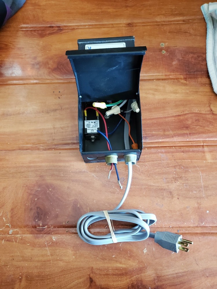 American Lighting TR-600-24 24 Volt Transformer