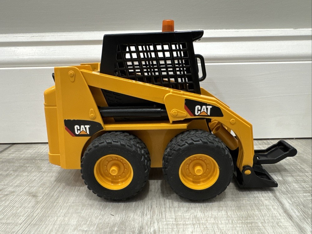 Caterpillar Construction Front End Loader Toy (Bruder 2589/02/) Made In Germany
