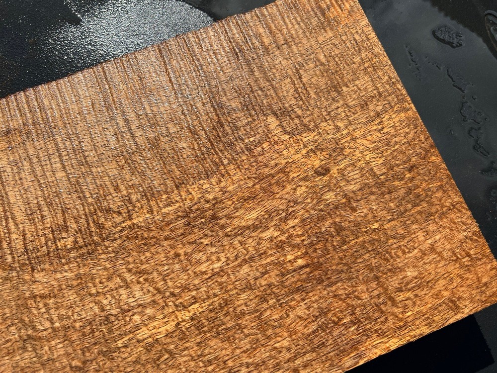 Hawaiian Curly Mango Board #10437