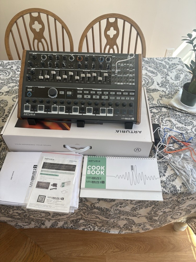 Arturia MiniBrute 2S Analog Desktop Synthesizer Sequencer Patchbay