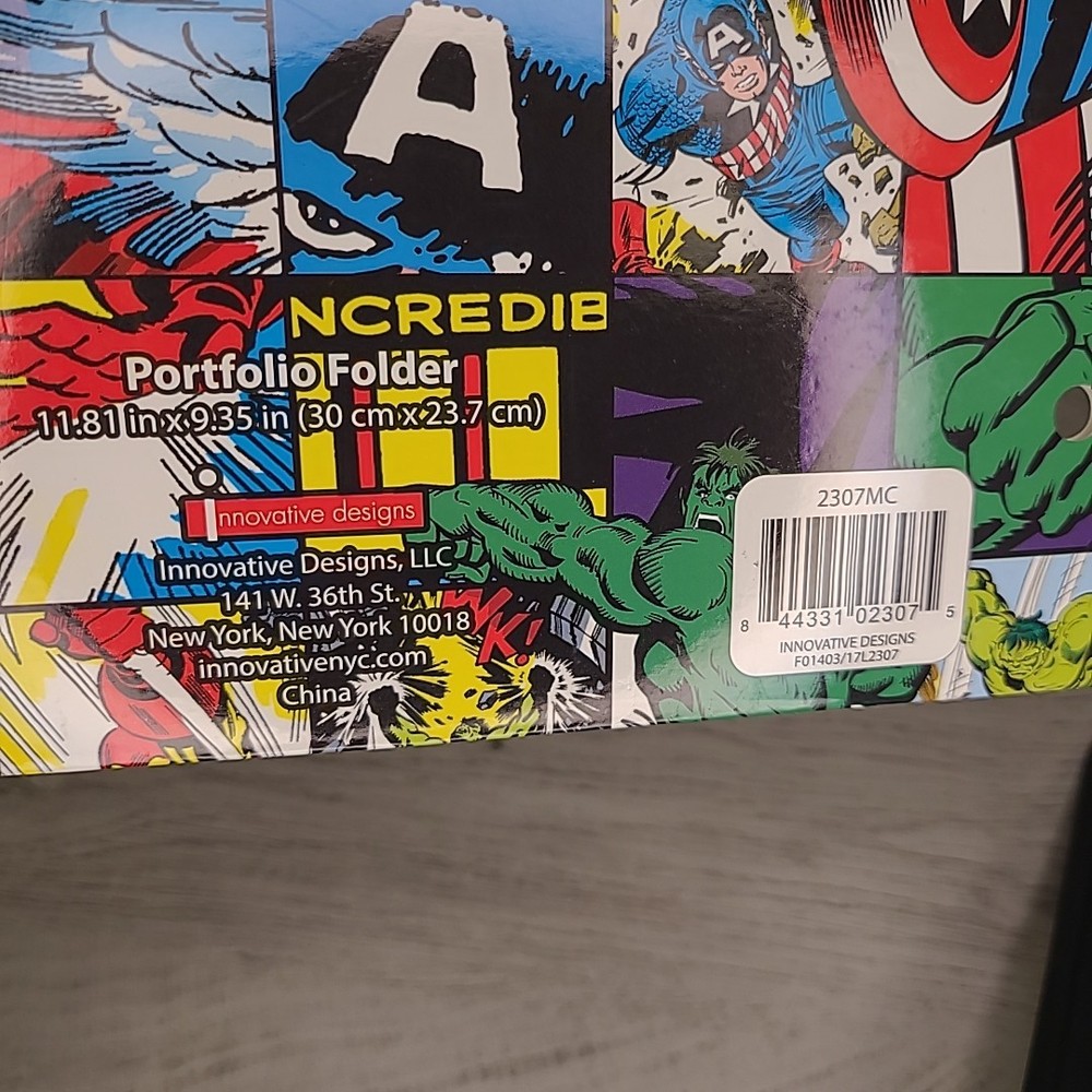 School Folder Marvel Comics Portfolio 3 Hole Punch 2 Pocket Hulk Thor Iron Man