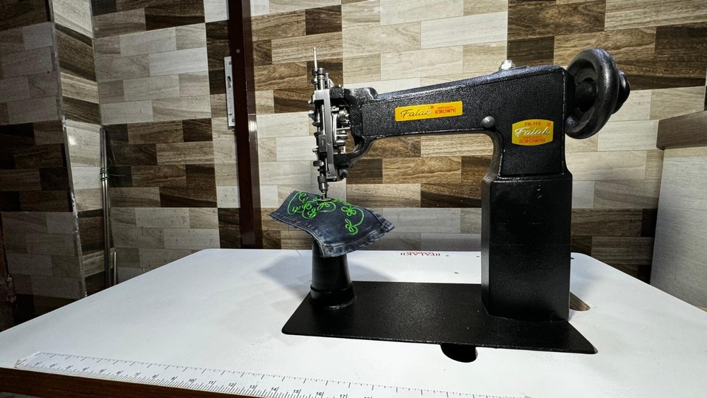 Falak Post Bed Chainstitch Embroidery Machine