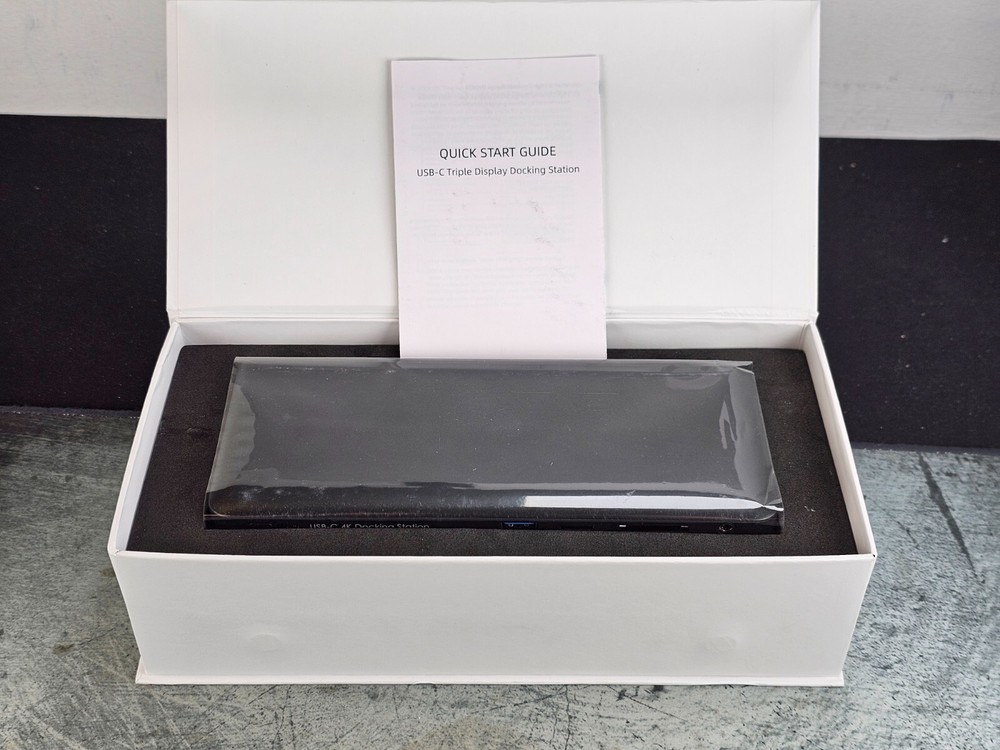 Unbranded USB-C 4k Triple Display MST Docking Station