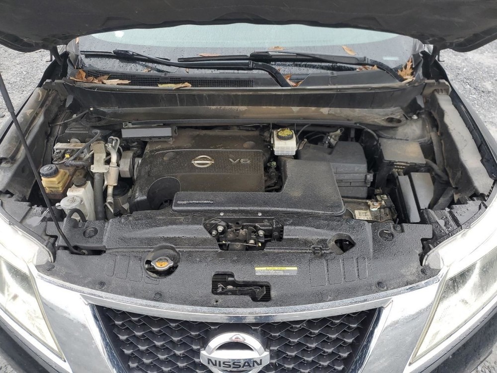 PATHFINDR 2016 Glove Box 4895676