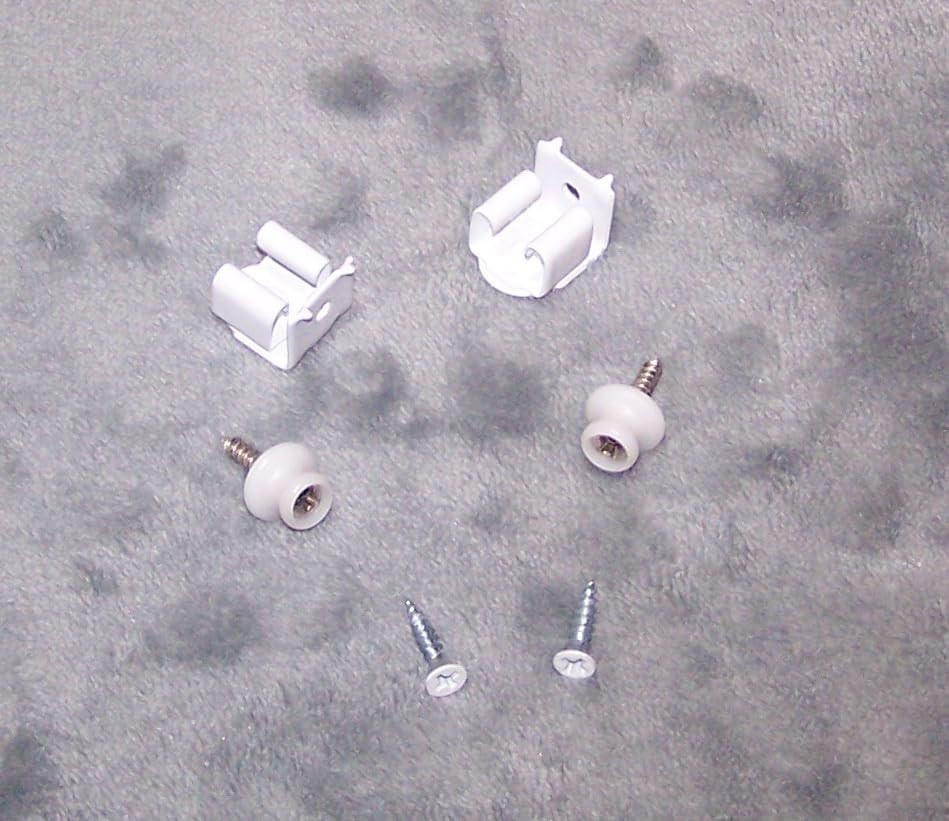 Plantation Shutter Catch/White