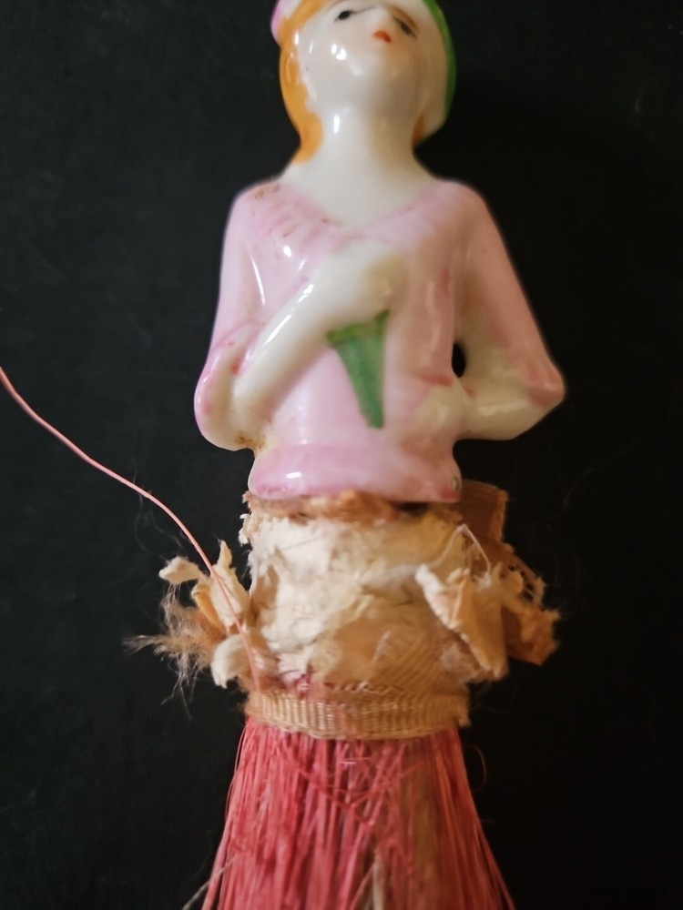 Vintage China Half Doll Brush