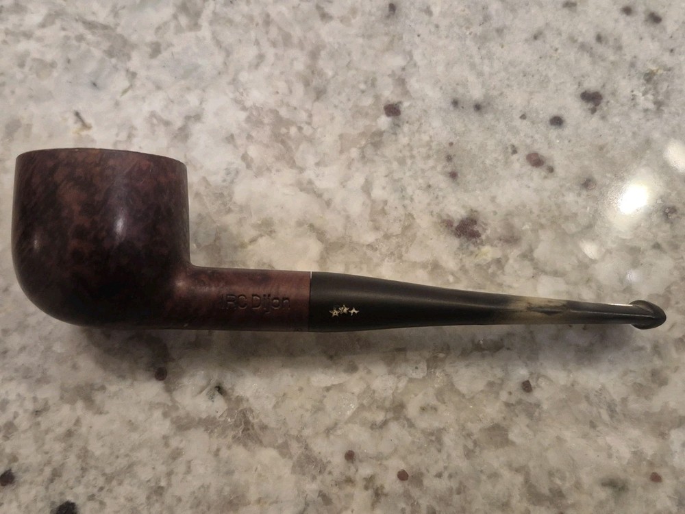 Vintage IRC Dijon Estate Pipe 145