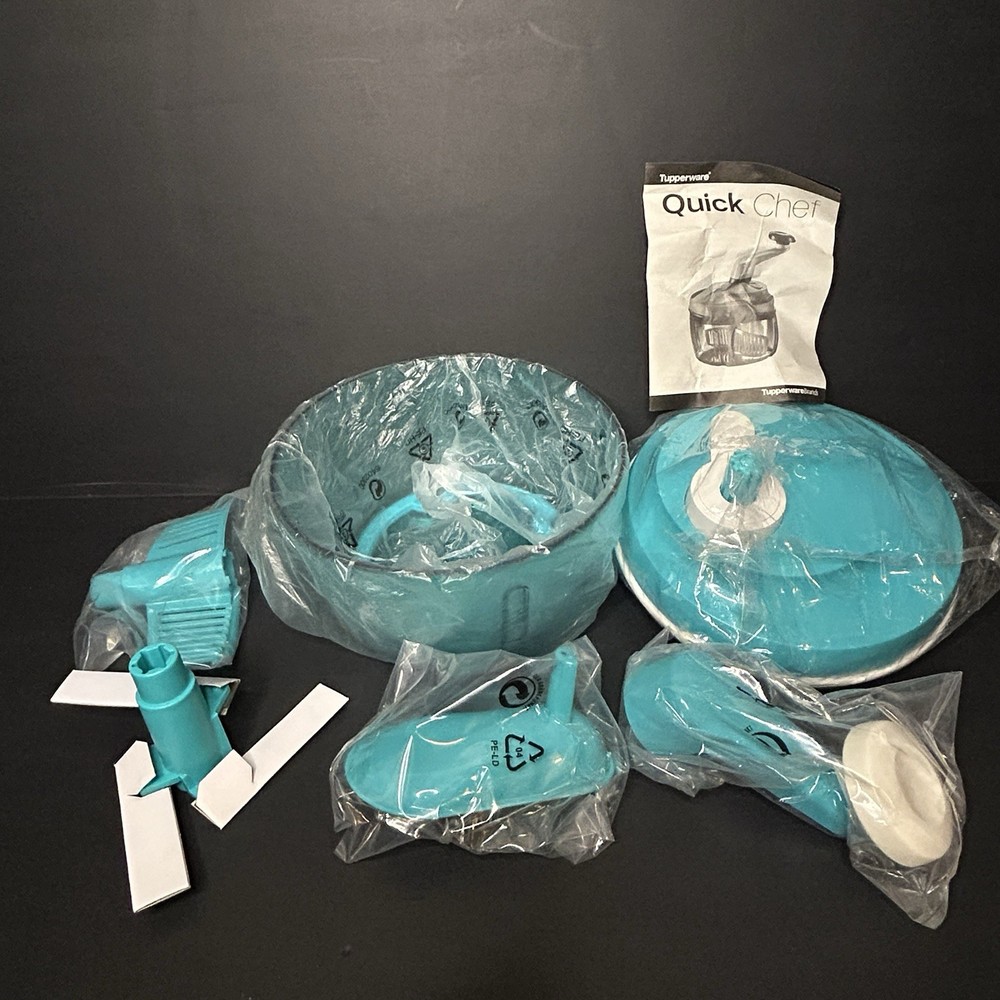 TUPPERWARE Quick Chef Pro System Salt Water Taffy Blue ~ Open Box