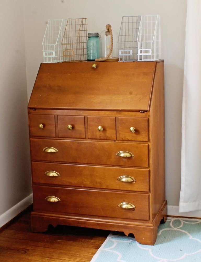 2-1/2" Country Store Cup Pull Polished Brass