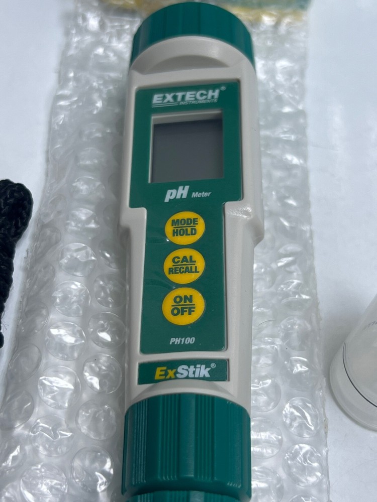 EXTECH PH100 EXSTIK WATERPROOF PH METER