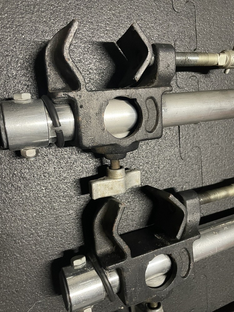 Avenger C822 Extra Long Telescopic Hanger and Stirrup