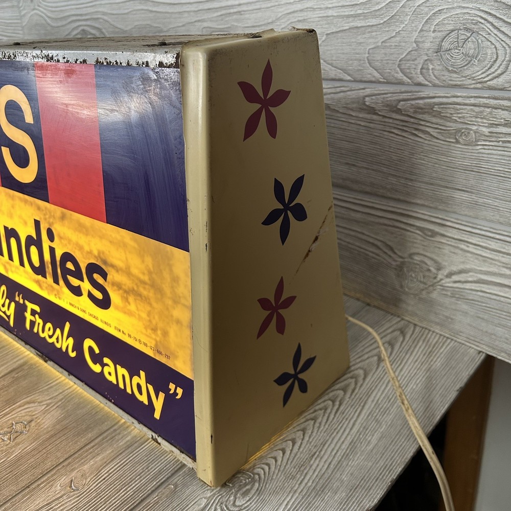 Brachs Candy Sign
