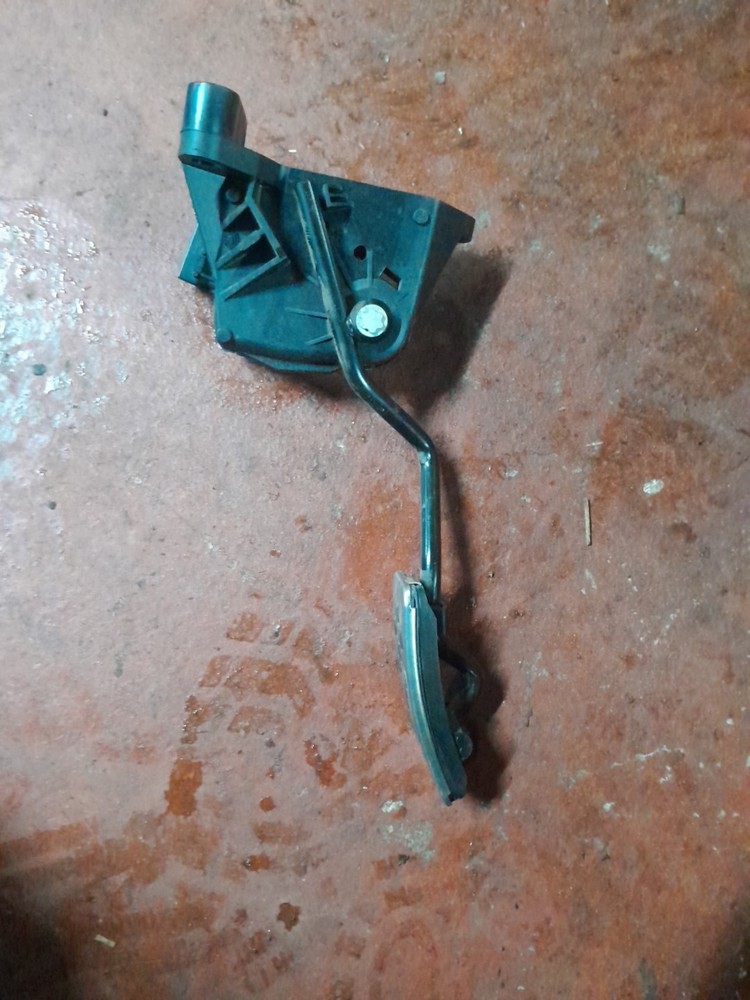 2008 Vauxhall Astra H 1.8 SRi Throttle Peddle