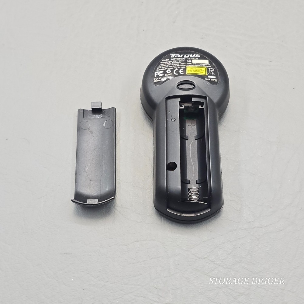 Targus AMP0302US Wireless Presenter Remote Control & Plug in USB Receiver Black