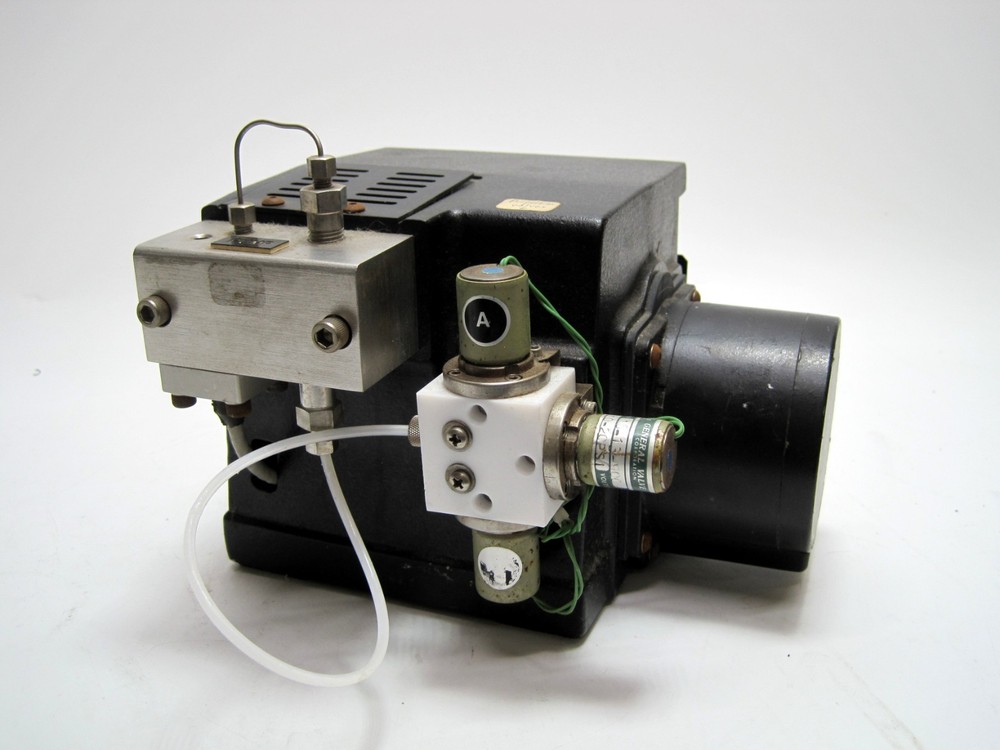 Spectra Physics A1687-010 Isocratic HPLC Pump