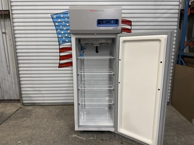 Thermo Scientific High Performance Lab Freezer Model: TSX2330FA