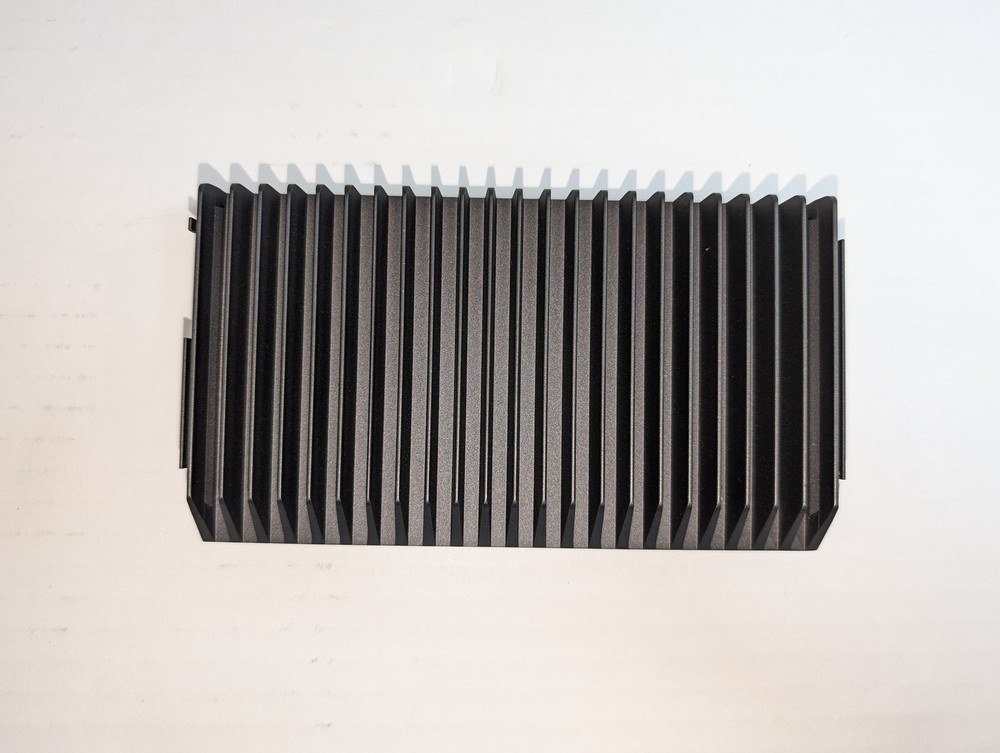 5H40U92995 - D1 10W Cooler Kit Missing Screws